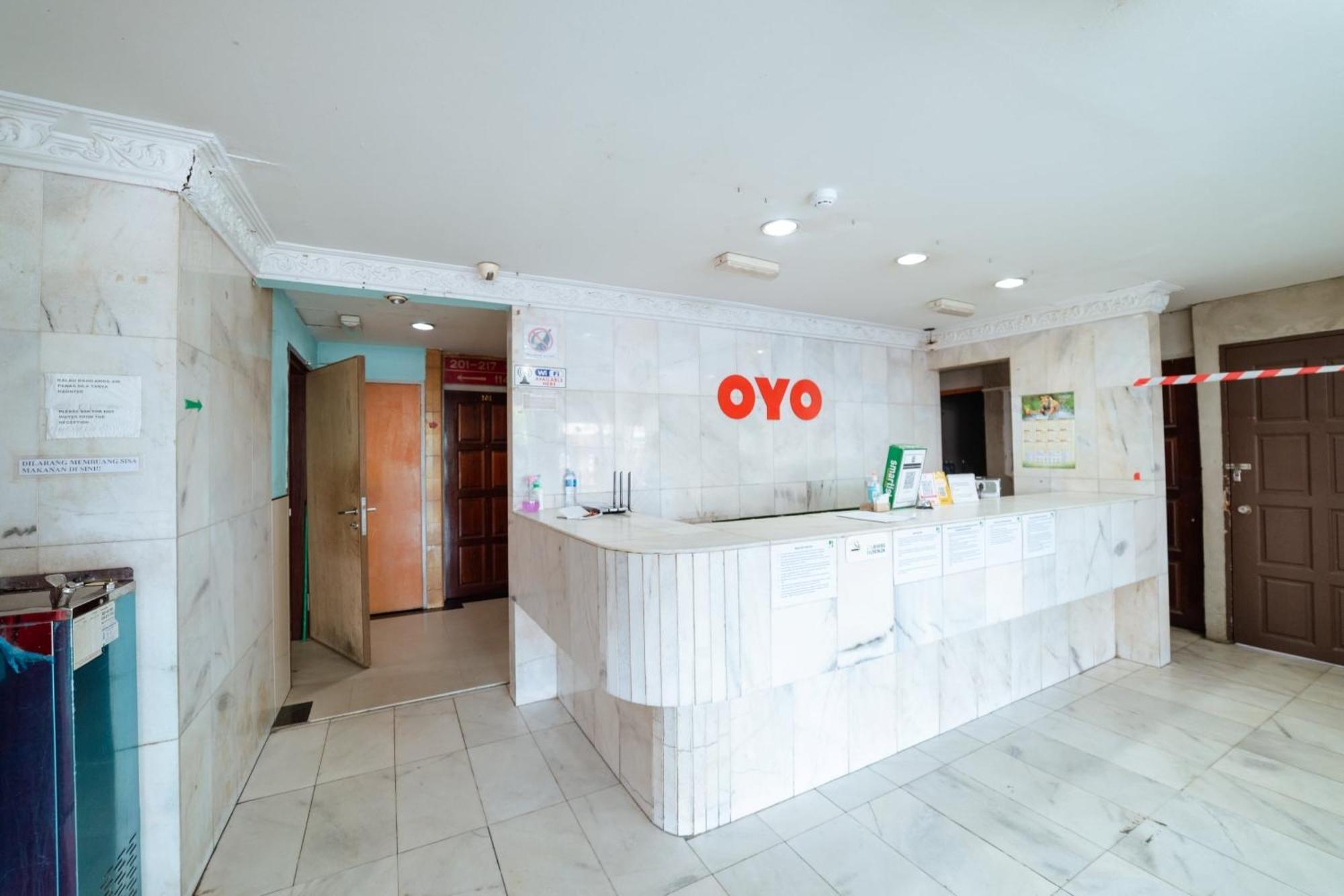 Oyo 90208 Milion Inn Miri Exterior foto