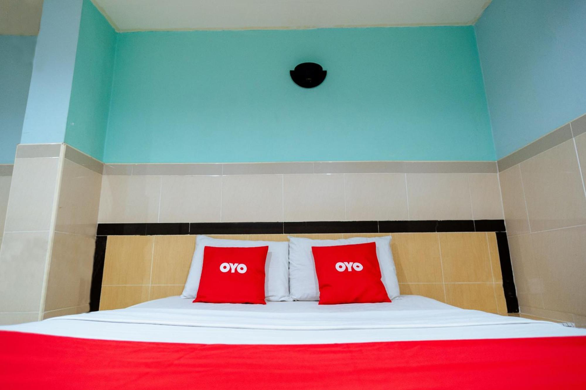 Oyo 90208 Milion Inn Miri Exterior foto